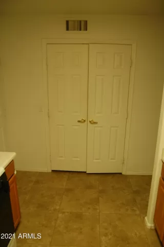 Photo #5: 6207587 Listing