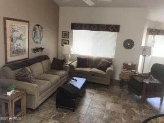 Photo #4: 6207655 Listing