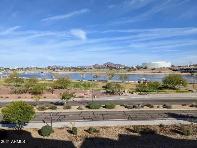 MLS: 6207702 Condo For Sale