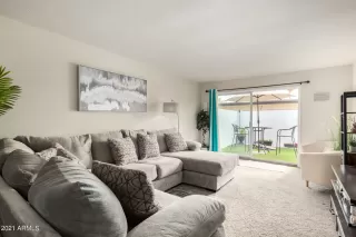 Photo #3: 6207942 Listing