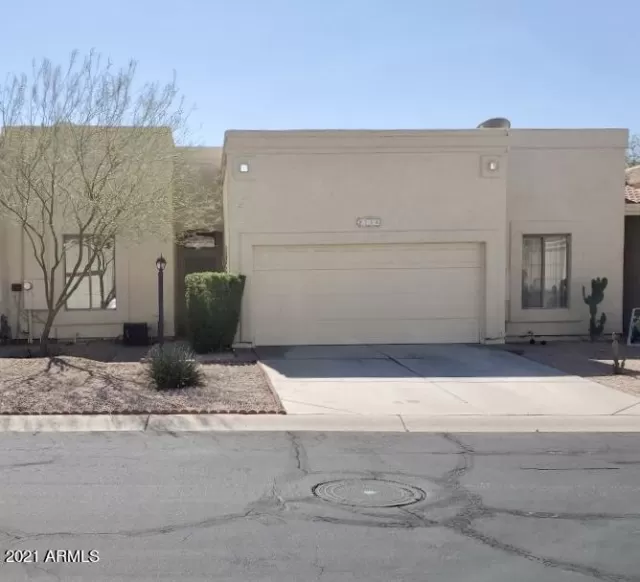 MLS: 6207973 Condo For Sale