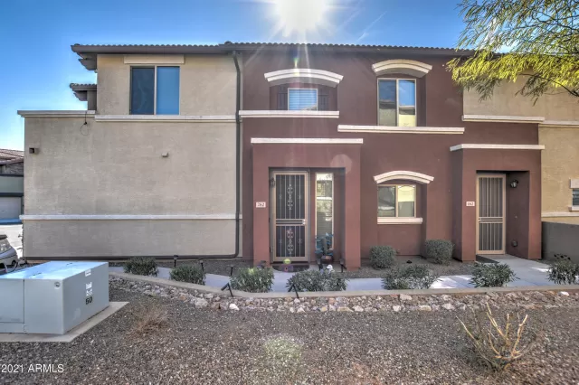 MLS: 6208046 Condo For Sale