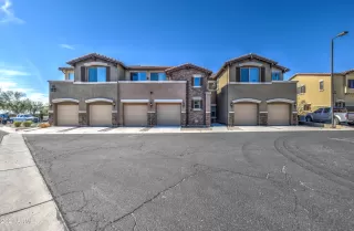 Photo #2: 6208046 Listing 