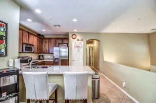 Photo #4: 6208046 Listing 