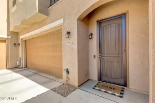 Photo #2: 6208055 Listing