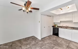 Photo #4: 6208146 Listing