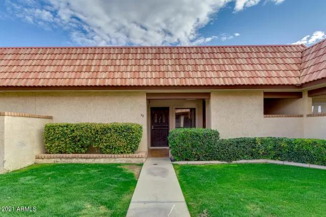 MLS: 6208168 Condo For Sale