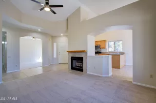 Photo #6: 6208381 Listing