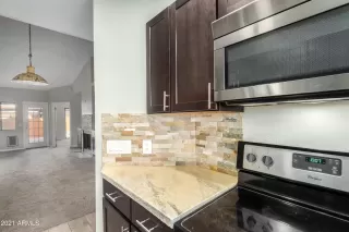 Photo #3: 6208473 Listing 