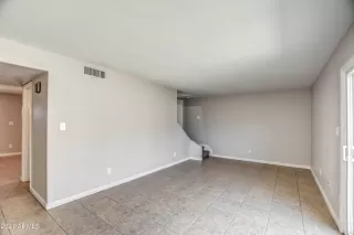 Photo #2: 6208558 Listing