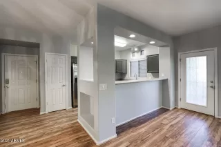 Photo #2: 6208563 Listing