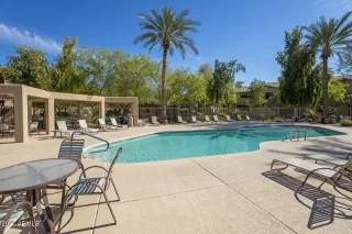 Photo #4: 6208563 Listing