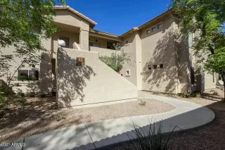 Photo #5: 6208563 Listing