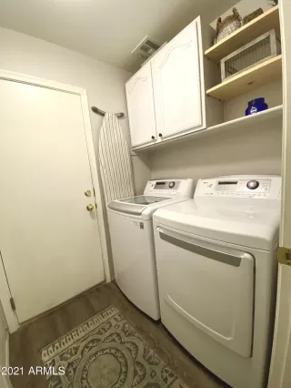 Photo #5: 6208707 Listing 