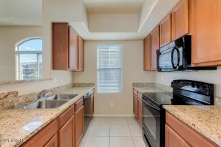 Photo #6: 6208762 Listing