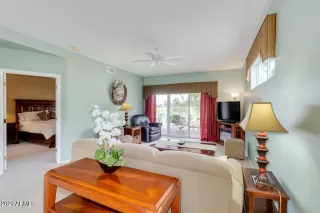 Photo #2: 6208794 Listing 