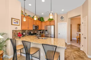 Photo #2: 6209197 Listing 