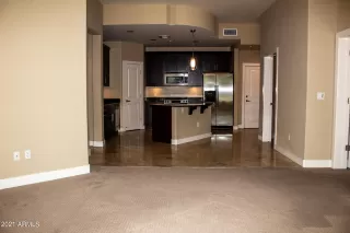 Photo #5: 6209359 Listing 