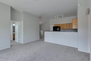 Photo #3: 6209451 Listing