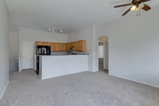 Photo #4: 6209451 Listing