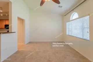 Photo #4: 6209563 Listing