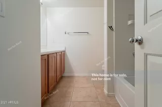 Photo #5: 6209563 Listing