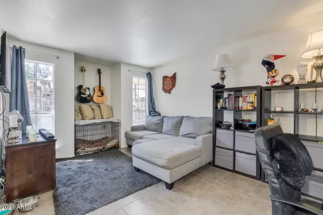 MLS: 6209586 Condo For Sale