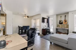 Photo #2: 6209586 Listing