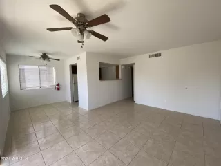 Photo #3: 6209597 Listing