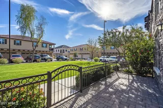 Photo #3: 6209637 Listing