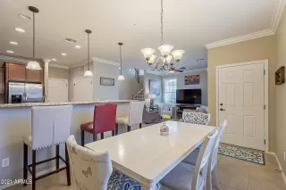 Photo #4: 6209637 Listing