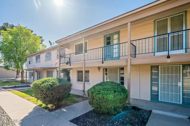 MLS: 6209724 Condo For Sale