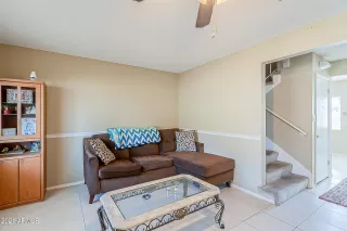 Photo #6: 6209724 Listing