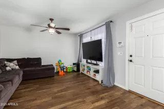 Photo #3: 6209847 Listing 