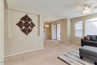 Photo #4: 6210006 Listing