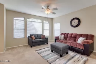 Photo #6: 6210006 Listing