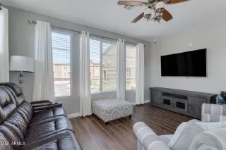 Photo #1: 6210116 Listing 