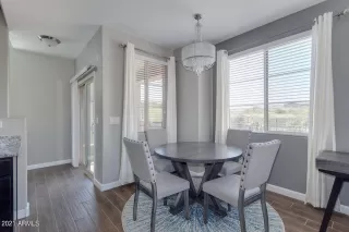 Photo #5: 6210116 Listing 