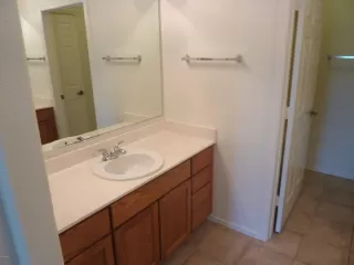 Photo #6: 6210125 Listing 