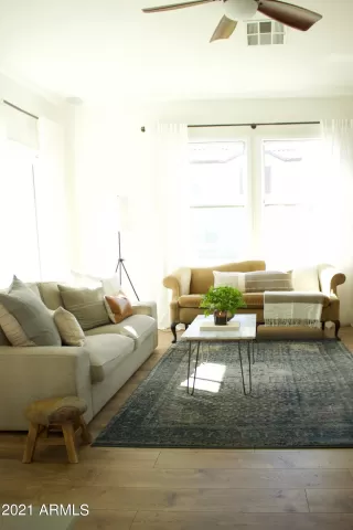 Photo #6: 6210184 Listing