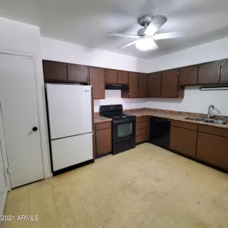 Photo #3: 6210368 Listing