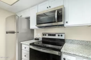 Photo #1: 6210435 Listing 