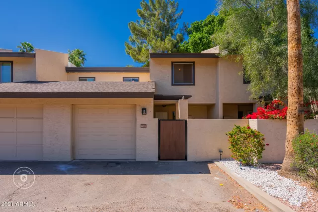 MLS: 6210540 Condo For Sale