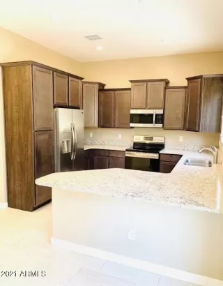 Photo #3: 6210664 Listing