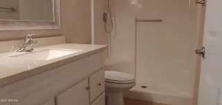 Photo #5: 6210842 Listing 