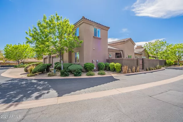 MLS: 6210987 Condo For Sale