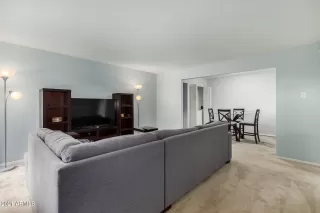 Photo #4: 6211038 Listing 