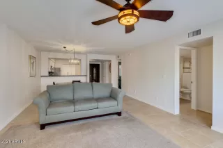 Photo #5: 6211078 Listing