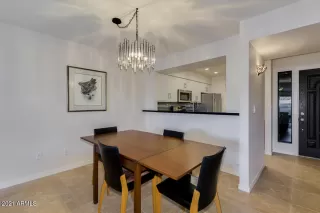 Photo #6: 6211078 Listing