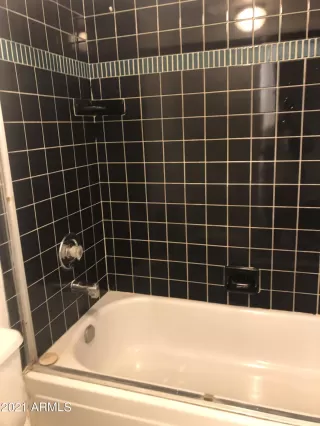 Photo #5: 6211315 Listing 